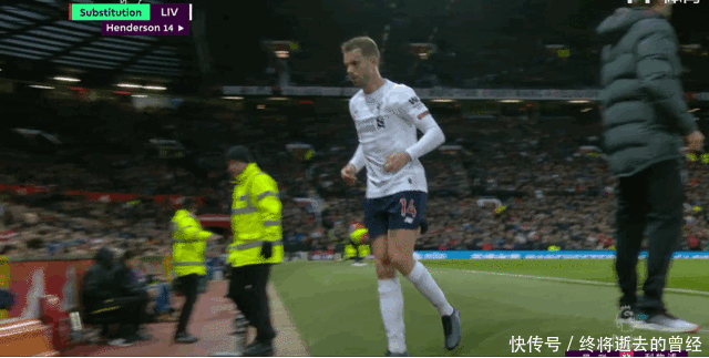 拜仁莱万多夫斯基连续两场梅开二度