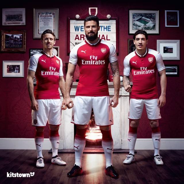 贝克汉姆的球队夺冠，全家相拥庆祝，14岁金发小七很夺目