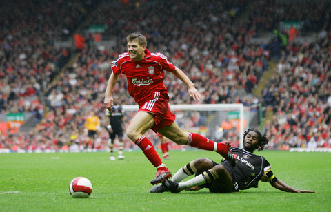 【壁纸】——C罗在皇马