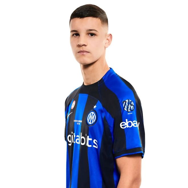 克罗斯评选历史最佳阵容：诺伊尔门将，马塞洛、拉姆...